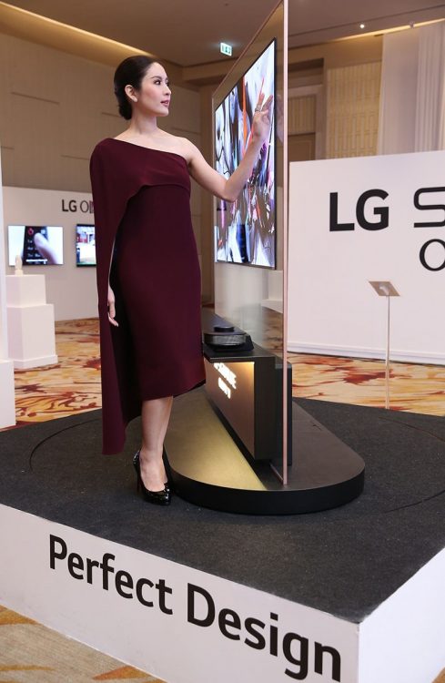 LG SIGNATURE OLED TV W7T วอลเปเปอร์ทีวี ไร้ขอบบางเฉียบ มาถึงไทยแล้ว ราคา 299990 บาท