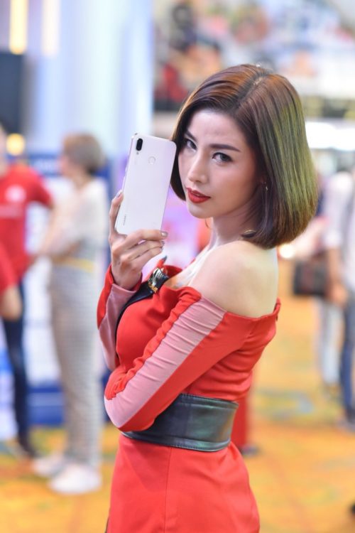 HUAWEI P20 Pro และ HUAWEI nova 3i สี Pearl White