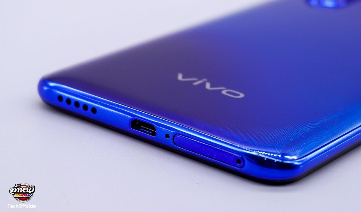 รีวิว Vivo V15 Pro ราคา