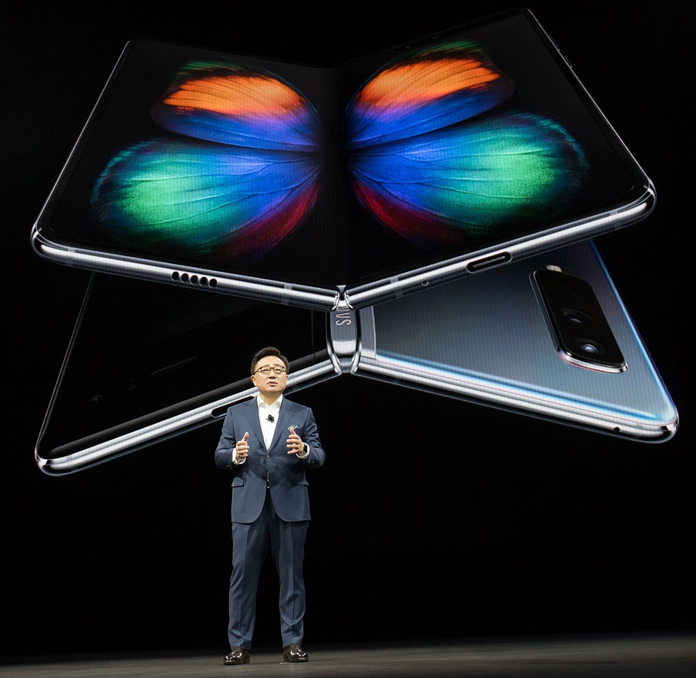 Galaxy Fold เลื่อนวางจำหน่าย