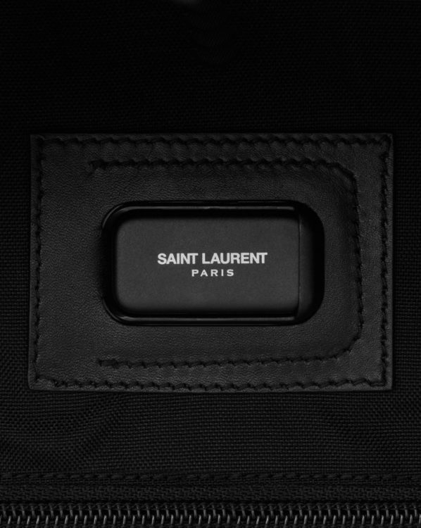 ล้ำหน้าโชว์ Yves Saint Laurent x Google ออกกระเป๋าสะพายอัจฉริยะใหม่ Cit-e Yves Saint Laurent smart backpack Project Jacquardม Google Google Cit-e   