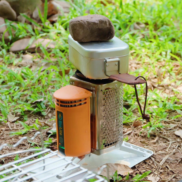 BioLite Campstove 2 camping Battery
