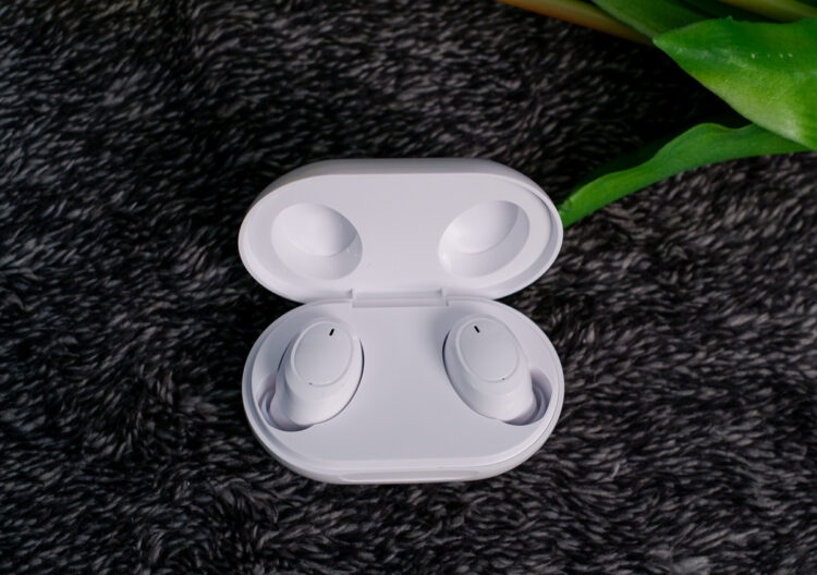 OPPO Enco W11 True Wireless Headphones review