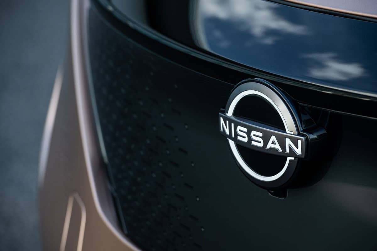 Nissan โลโก้ใหม่