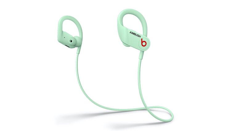 Powerbeats glow-in-the-dark