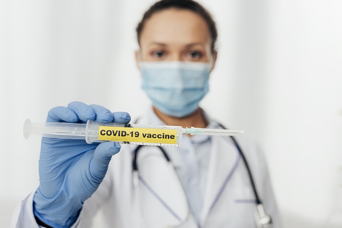 วัคซีน COVID-19 Pfizer