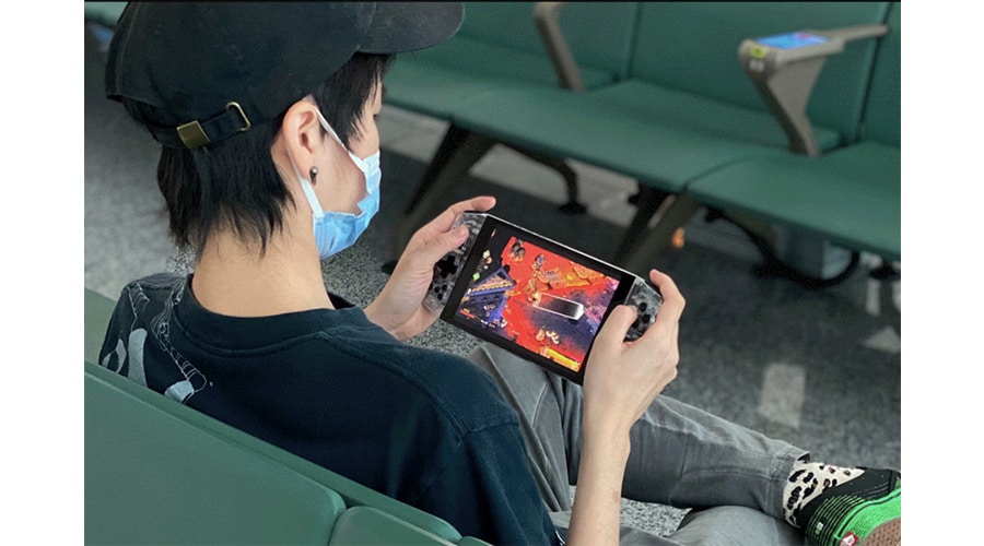 AYA NEO Ryzen 5 handheld game