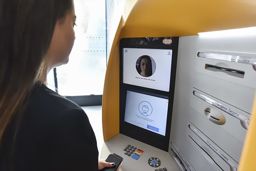 facial recognition ATM CaixaBank