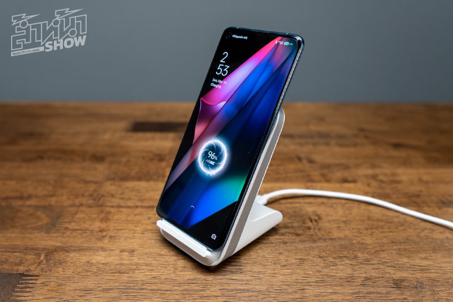 OPPO Find X3 Pro ออกแบบ