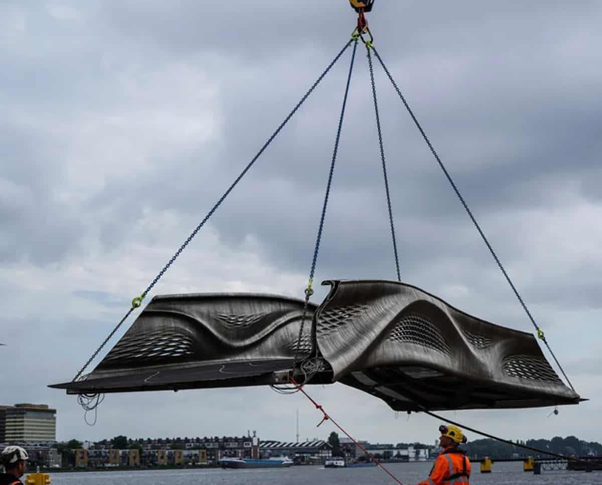 MX3D world first 3D printed steel bridge