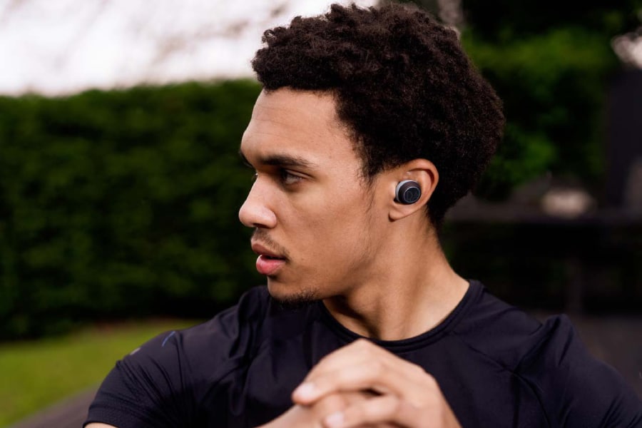 Beosound A1 และ Beoplay E8 Sport