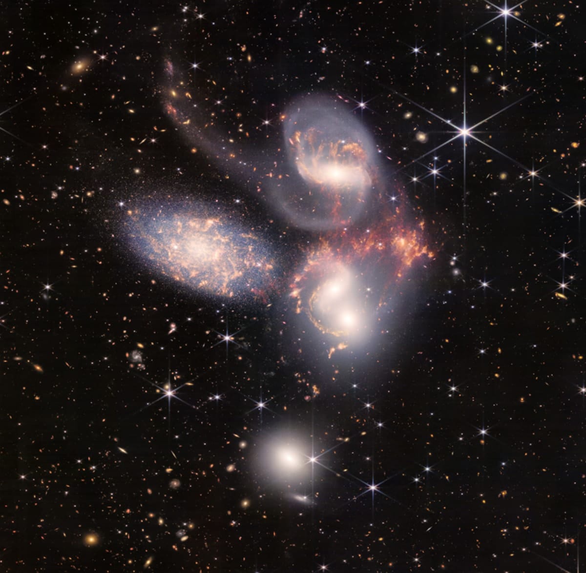 Stephan's Quintet James Webb telescope