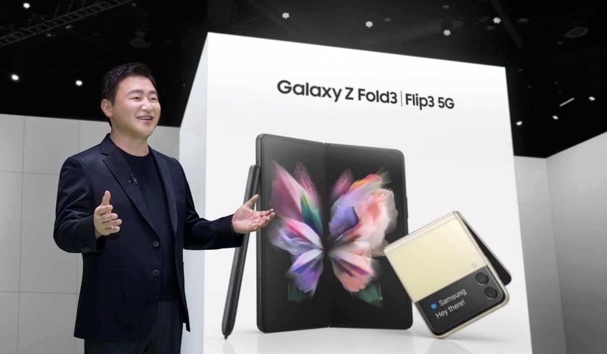 Samsung สมาร์ทโฟนจอพับได้