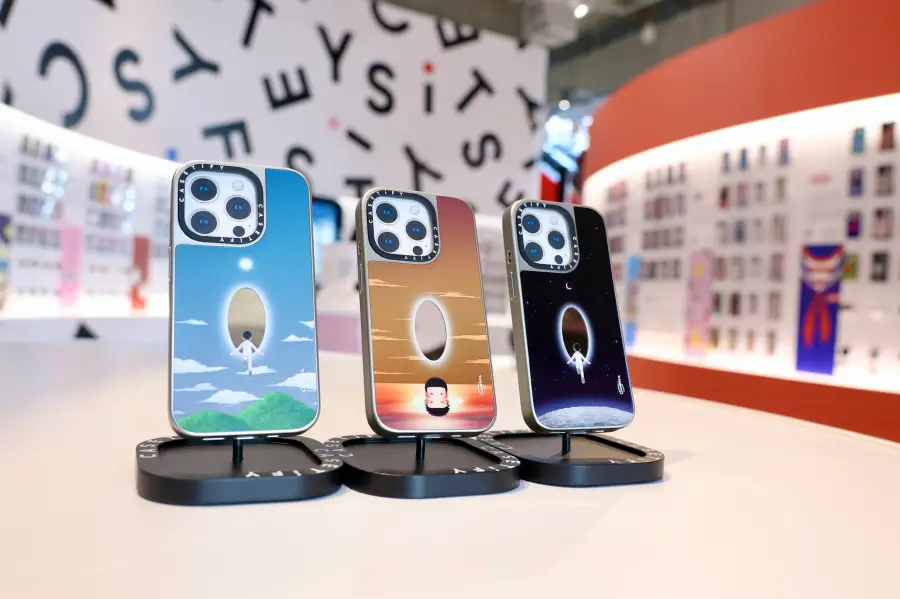 CASETiFY Studio The Emsphere