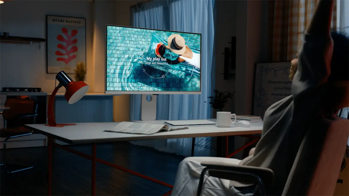 LG MyView