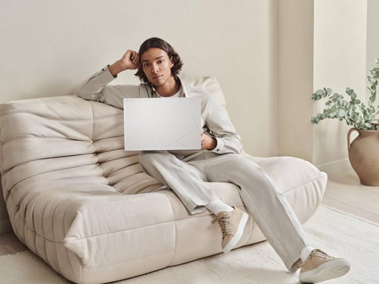 Zenbook S 16 (UM5606)