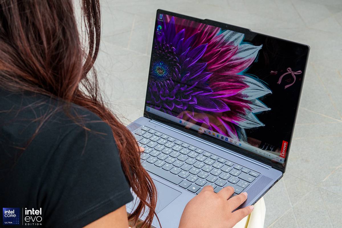 รีวิว LENOVO Yoga Slim 7 Intel Core Ultra