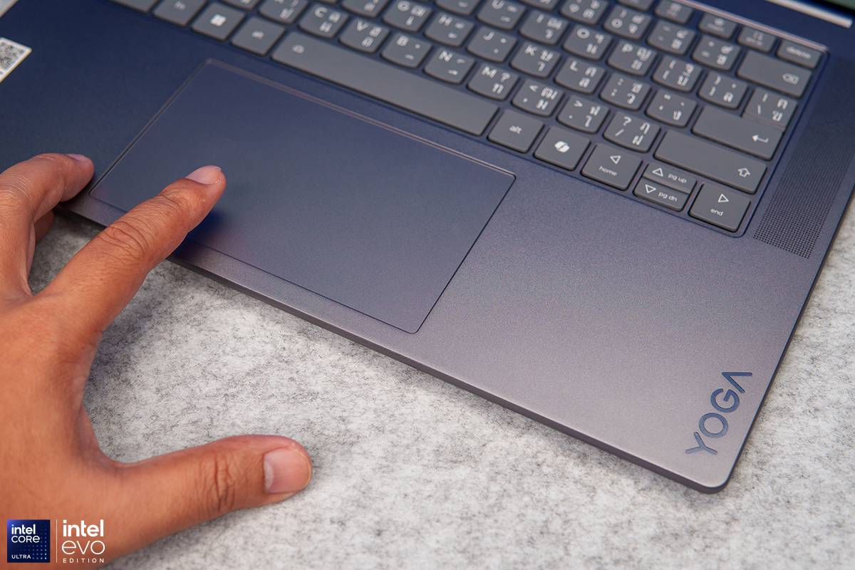 รีวิว LENOVO Yoga Slim 7 Intel Core Ultra