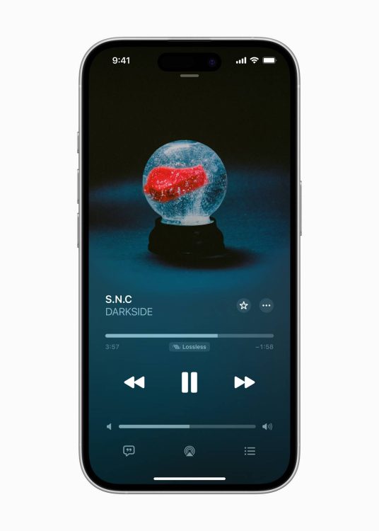 AirPods Max Lossless