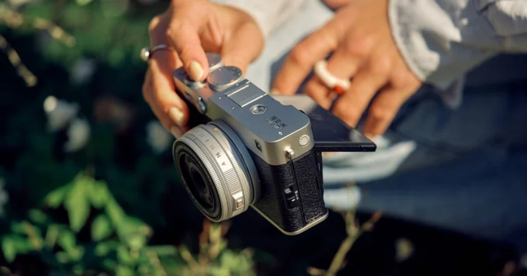 FUJIFILM X-E5